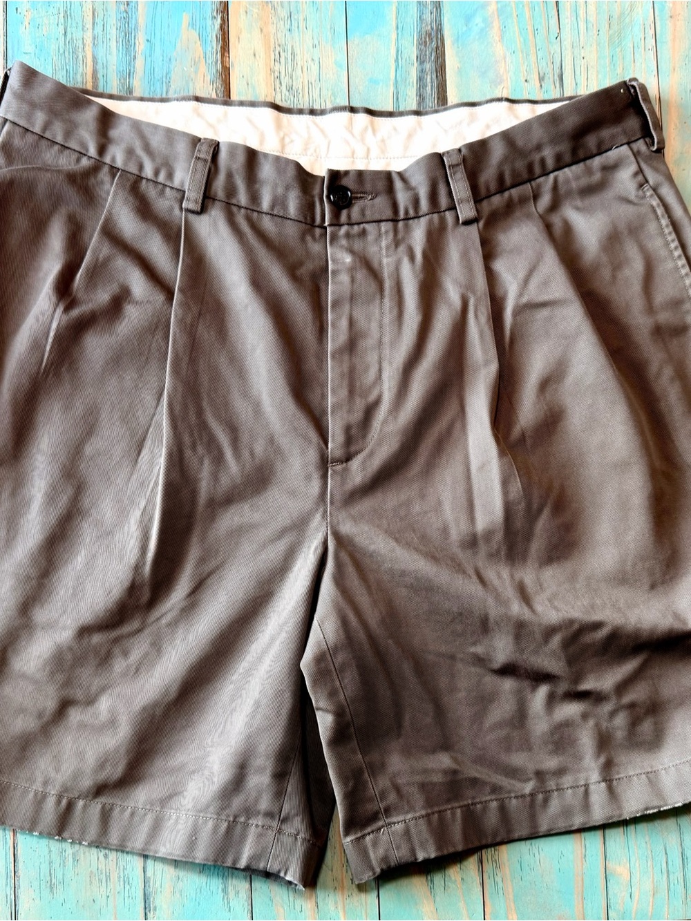 Brooks Brothers Brown Flat-Front Pleated Men's Shorts